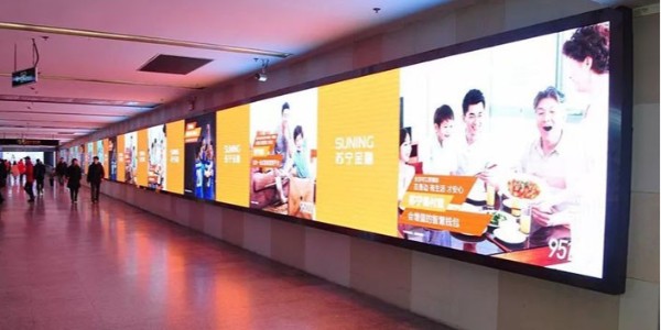 公交車身廣告是用哪種不干膠材料制作而成？